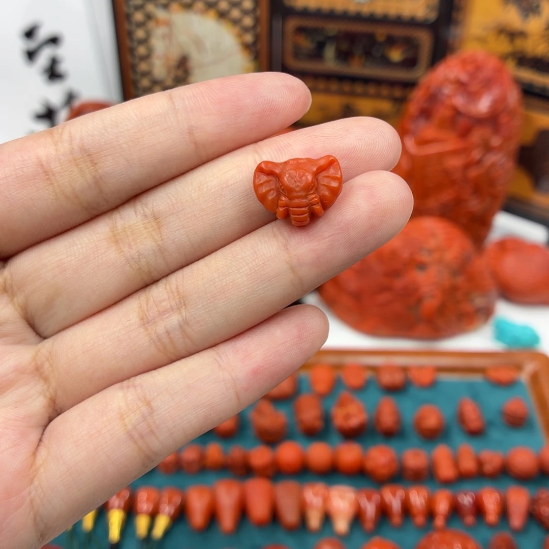 南红玛瑙未镶嵌配饰南红象神背云