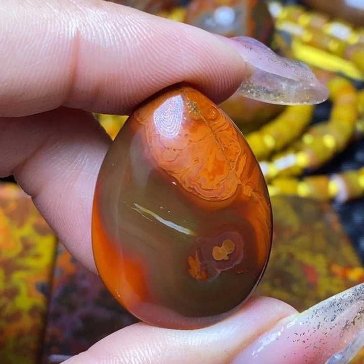 玛瑙/玉髓颈饰未镶嵌