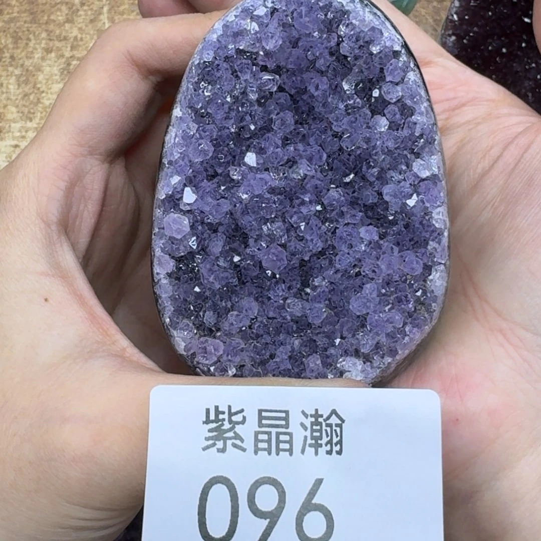 玛瑙/玉髓未镶嵌珠宝奇石