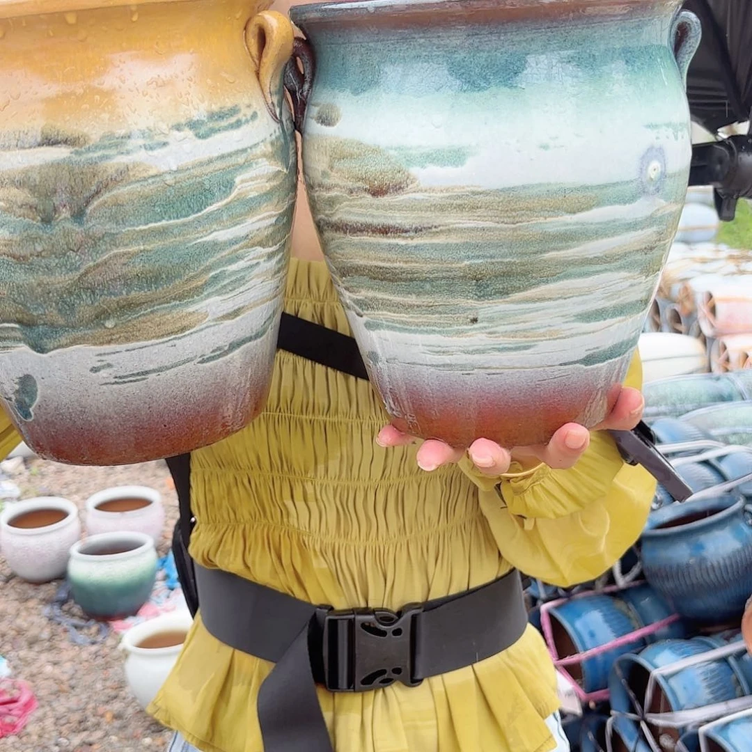 口19高度21(两个色山水画耳瑕疵)