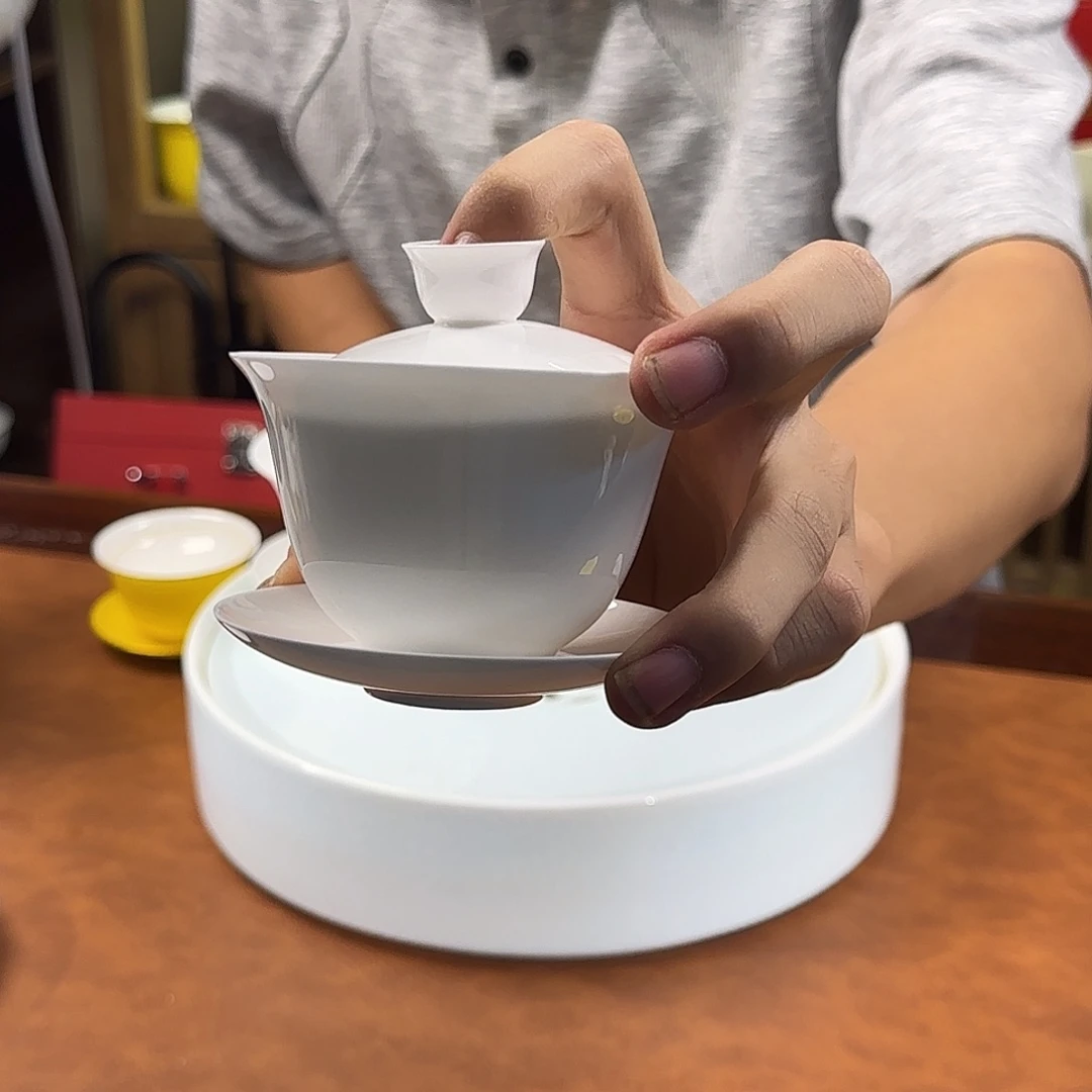 大***鳗可悬停三才盖碗纯白的