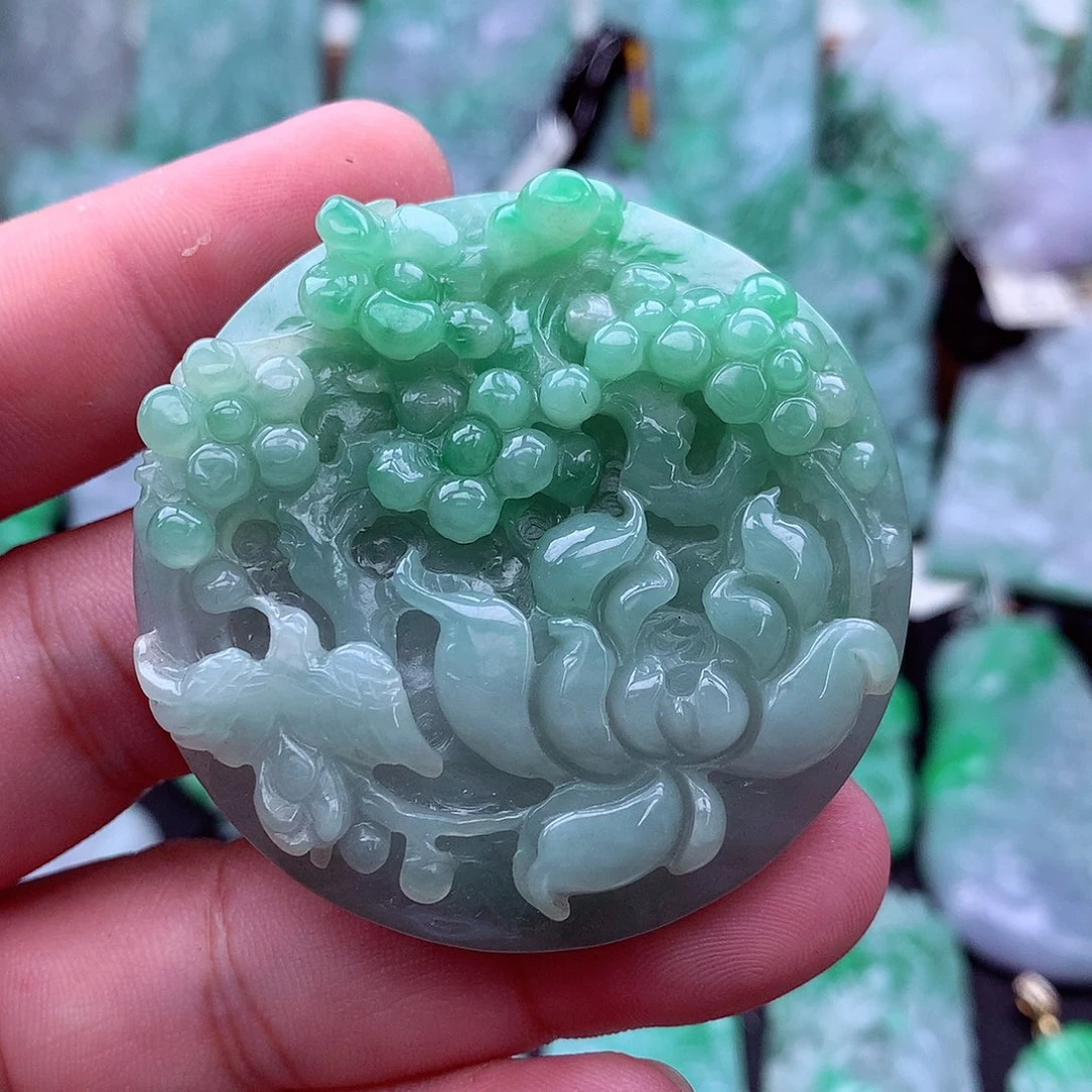 翡翠未镶嵌吊坠(不含链)