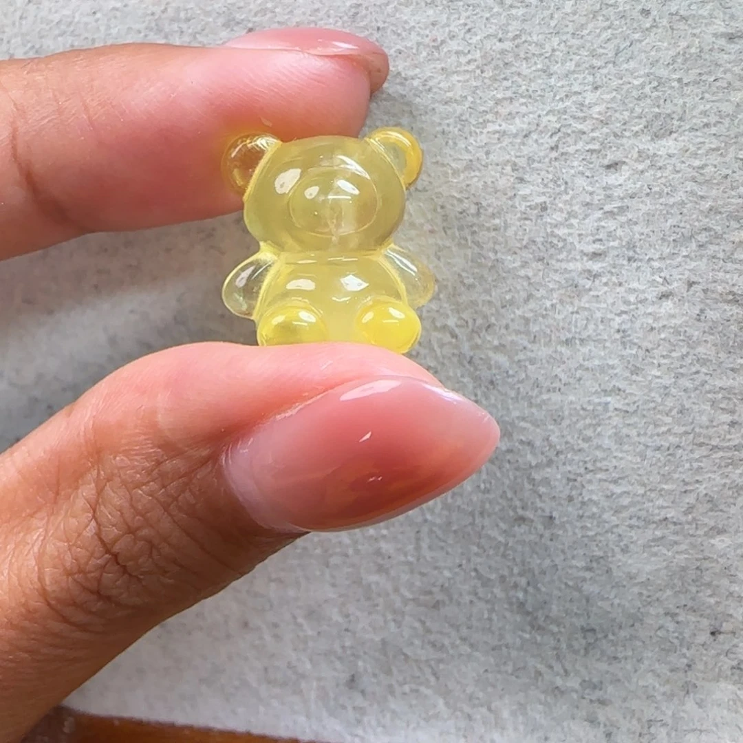 琥珀颈饰未镶嵌琥珀