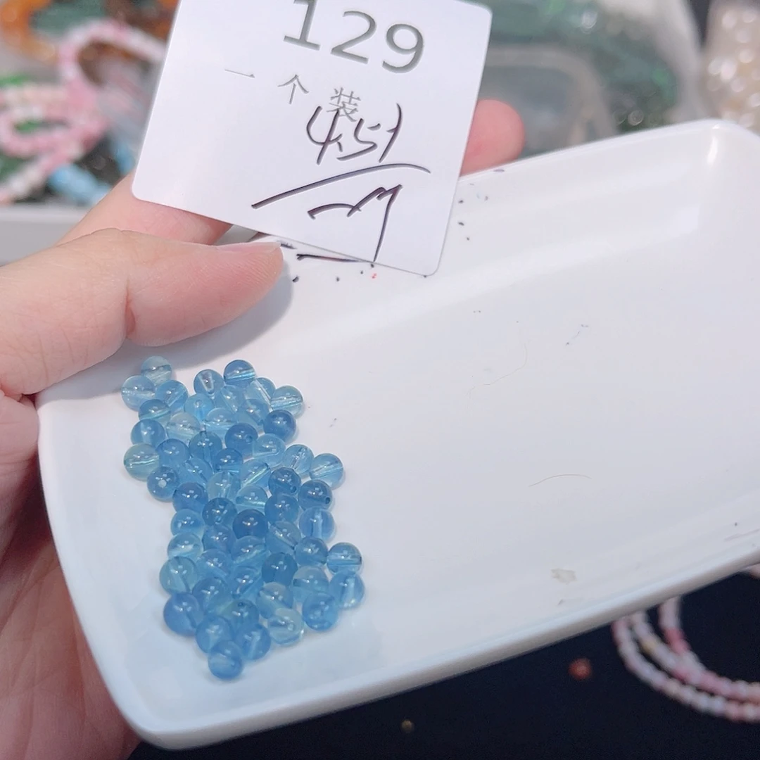 未镶嵌珠宝半成品水晶129 。