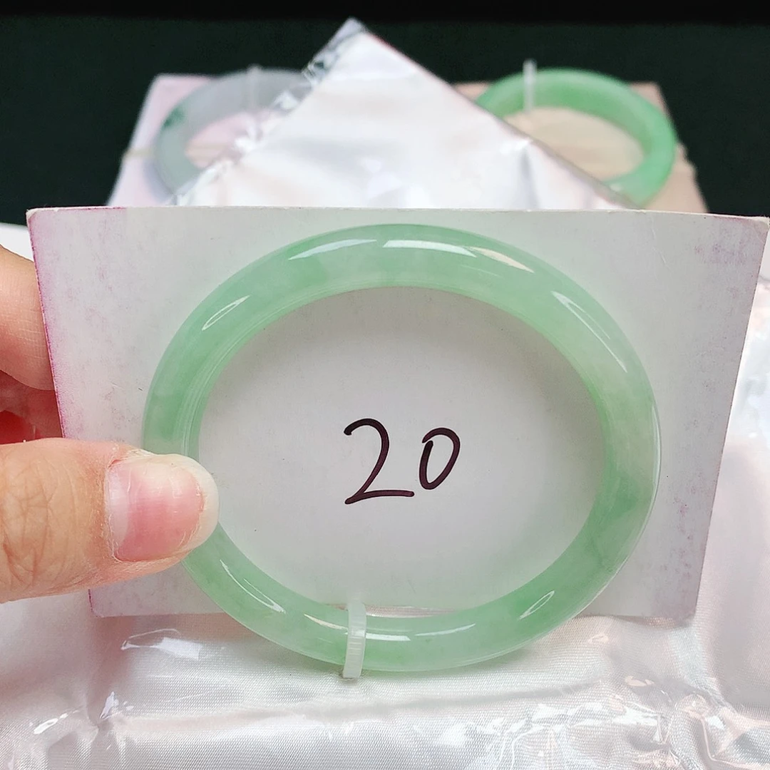 翡翠未镶嵌手镯圆条54.5