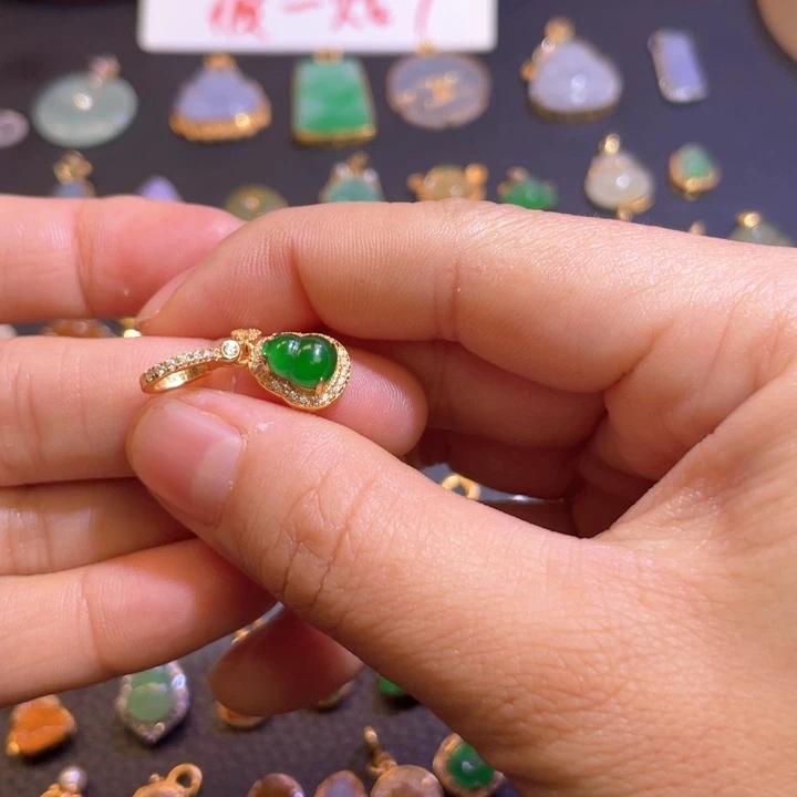 翡翠银S925镶嵌吊坠(不含链)天然翡翠