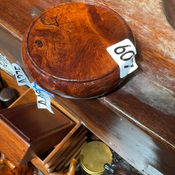 大果紫檀（缅甸花梨）花梨木树瘤线底座9公分