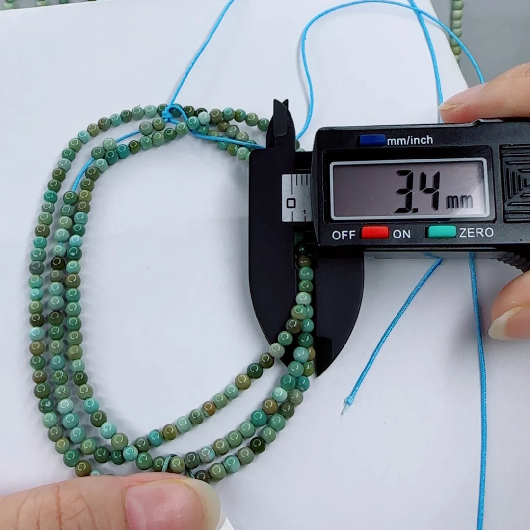 绿松石未镶嵌颈饰