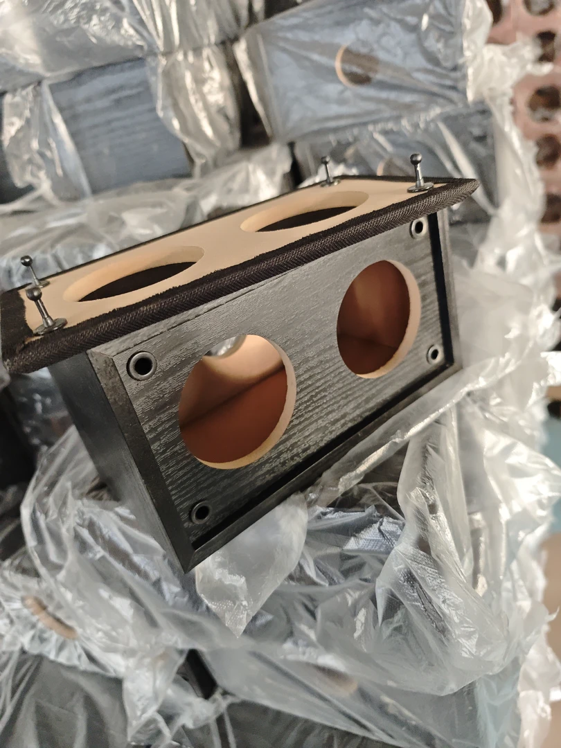 准新品  三寸空箱一个的价格，带网罩音箱空箱。