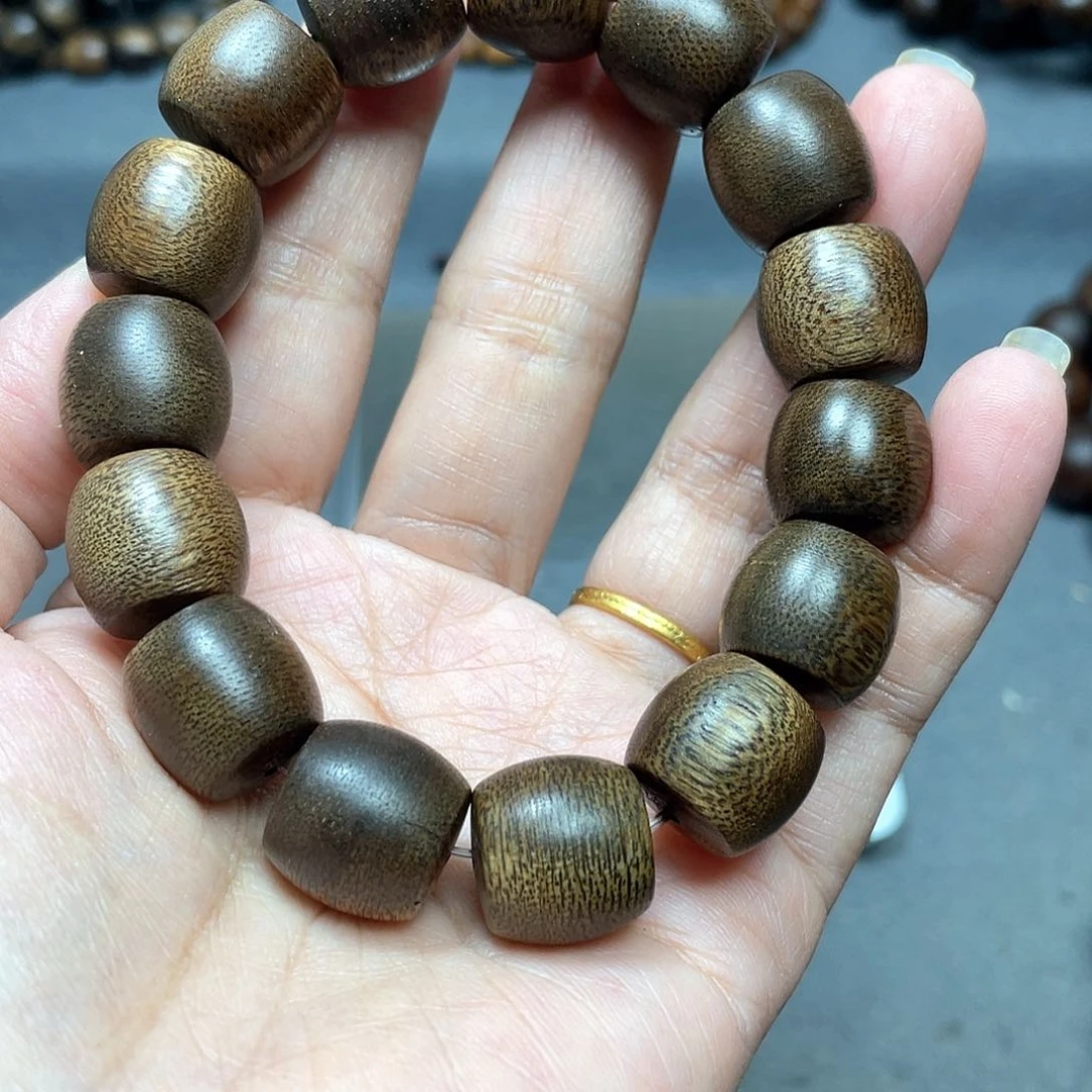 沉香手串睡****着芽庄白棋1.5