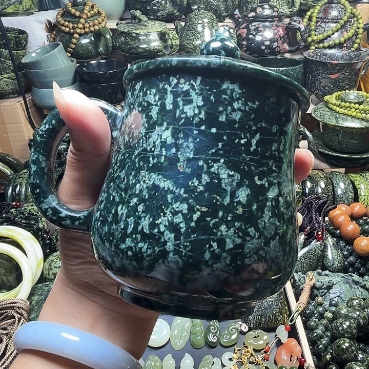 未镶嵌蛇纹石玉珠宝半成品藏玉药王石满兰花办公杯