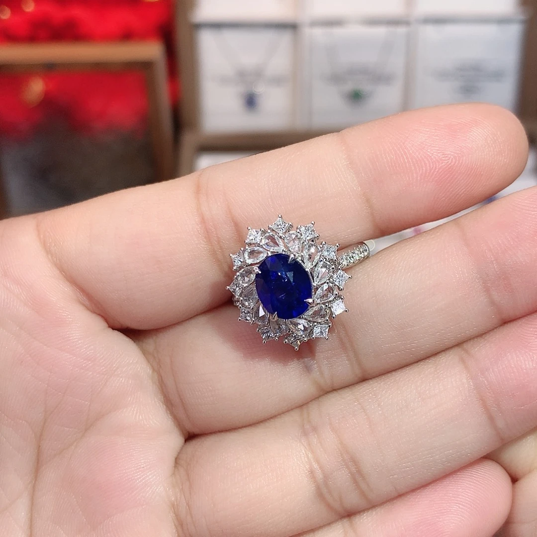 18K金镶嵌蓝宝石戒指2.56ct/七天无理由