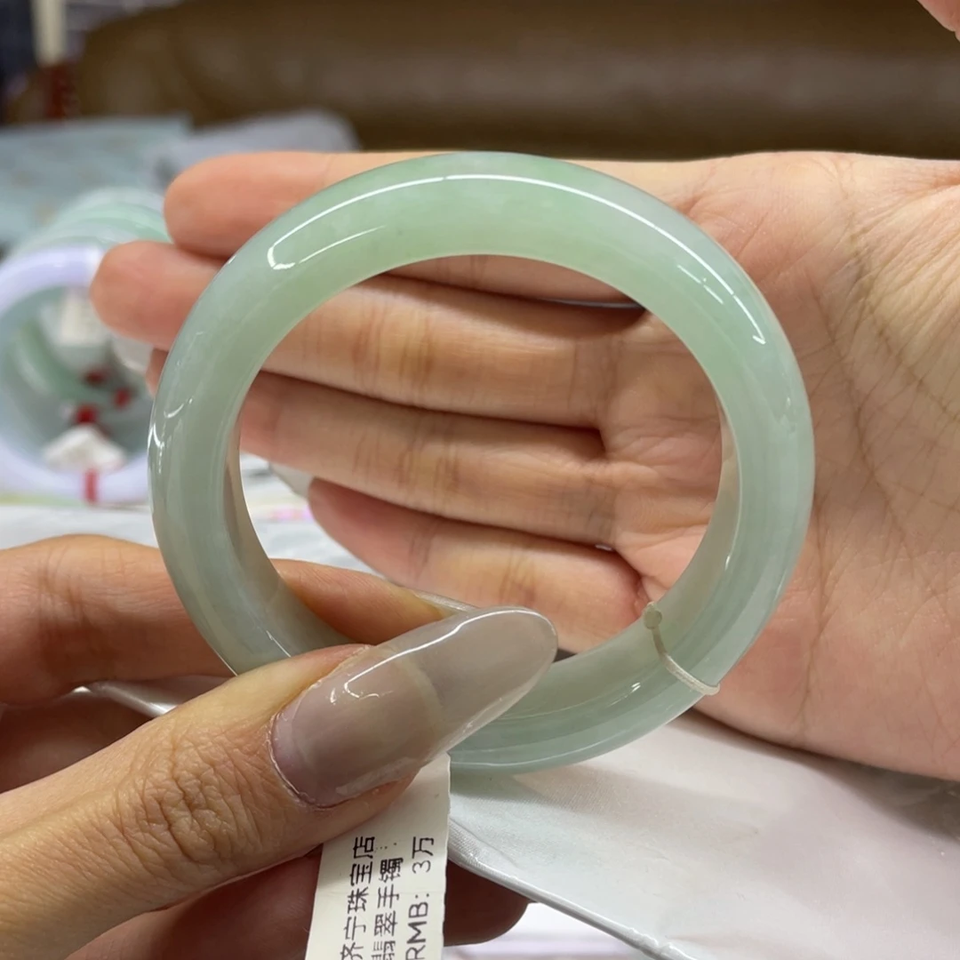 翡翠未镶嵌手镯翡翠手镯