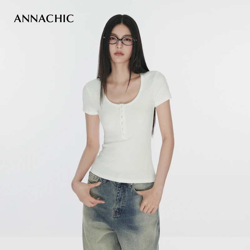 ANNACHIC简约白色u型领短袖T恤女2025夏季新款设计感修身显瘦上衣