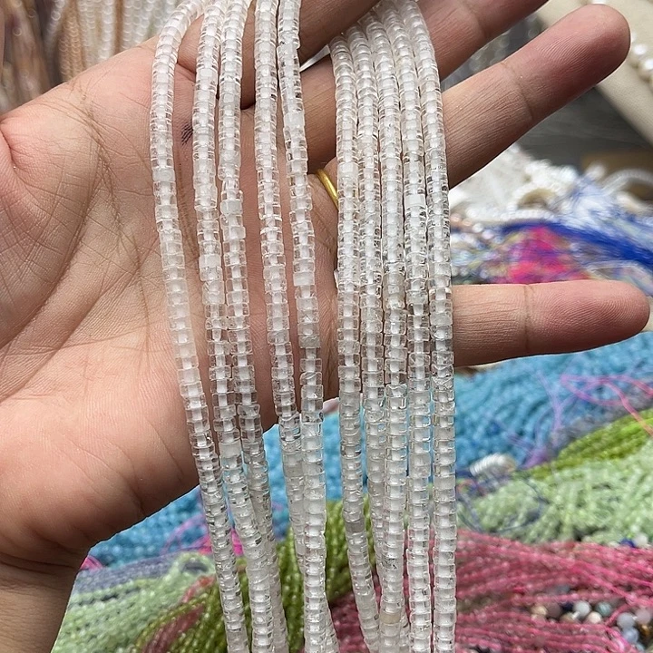 玛瑙/玉髓未镶嵌珠宝半成品一条4/2mm白水晶直切