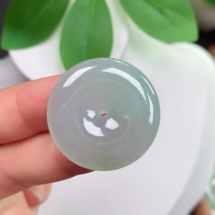 翡翠未镶嵌颈饰平安扣 27x5.4mm