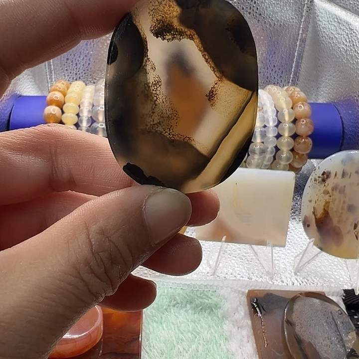 玛瑙/玉髓未镶嵌颈饰