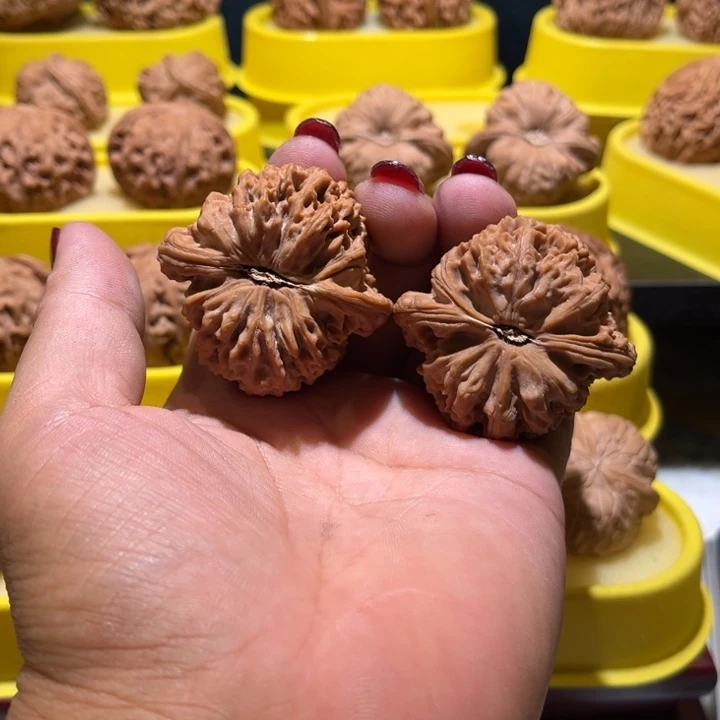 桃核吊坠南疆全品