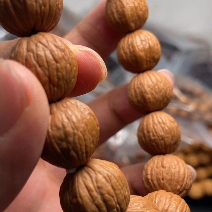 猴头核桃吊坠文玩手串