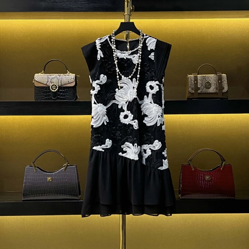 青仓【夏夏专属】新款时尚优雅显瘦花瓣盘花气质黑色连衣裙 07180