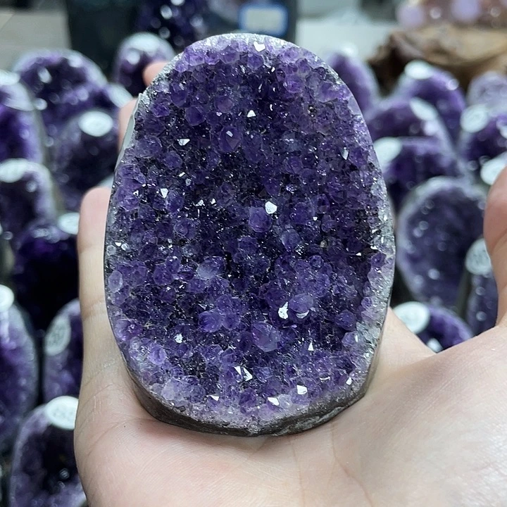 未镶嵌珠宝半成品水晶