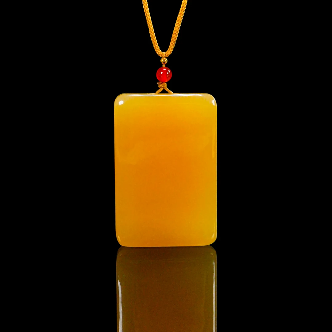 Y-795 天然巴玉大号黄色无事牌 主石约40*60*12mm 【配绳】