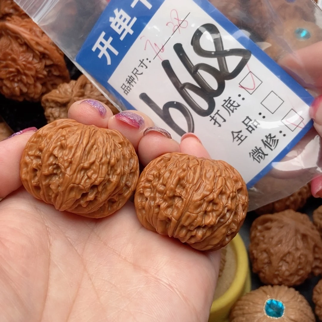 吊坠桃核核桃磨盘狮子头