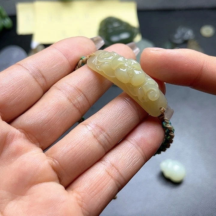 【闪购商品】和田玉未镶嵌颈饰