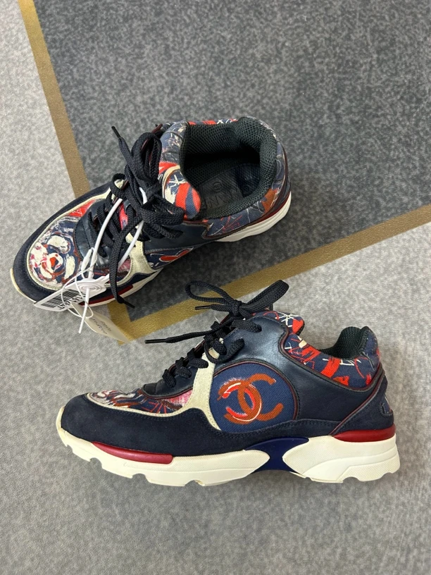 95新 Chanel/香奈儿 蓝色休闲鞋三六半码