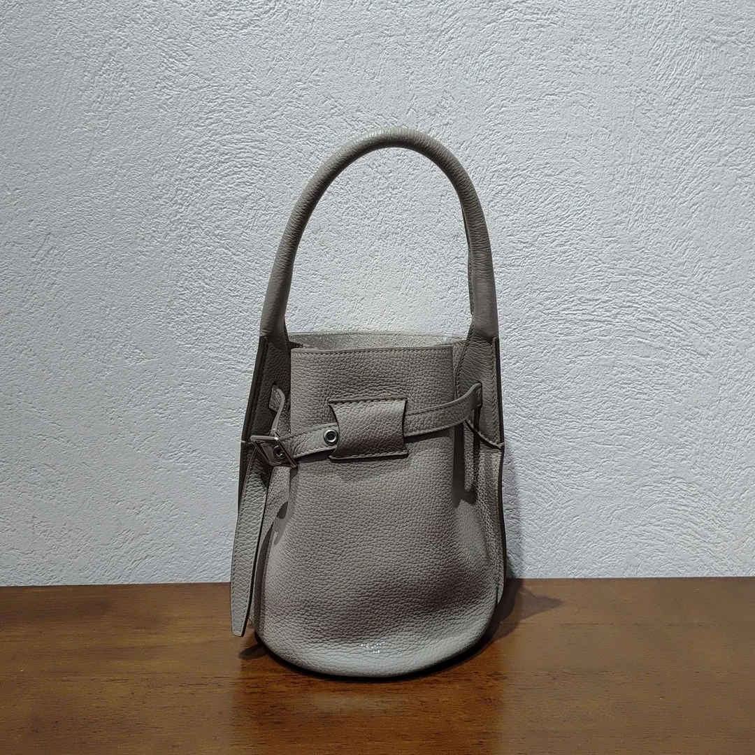 99新 Celine/思琳 奶茶色银扣big bag nano 小水桶