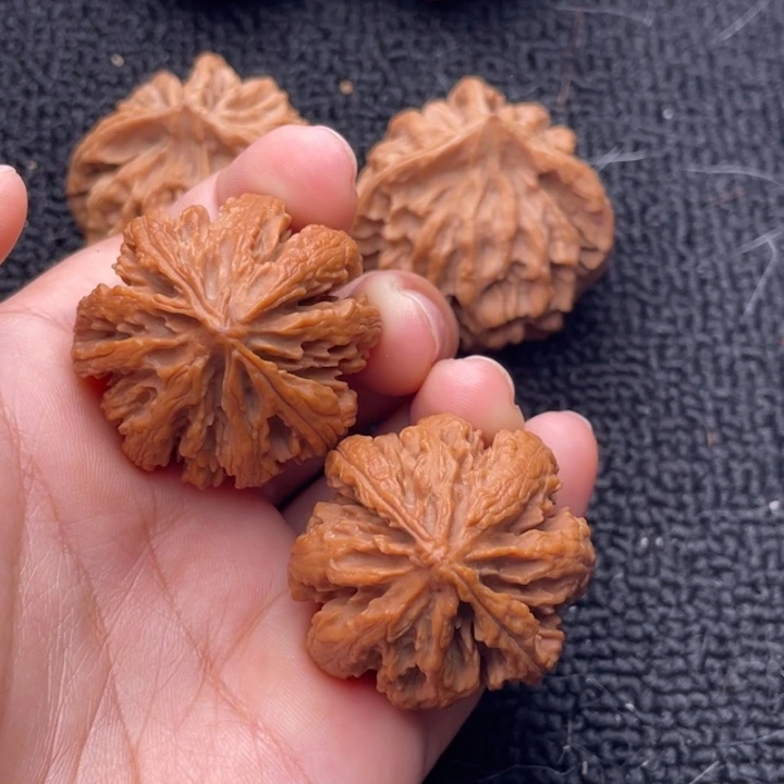 吊坠文玩核桃文玩核桃9