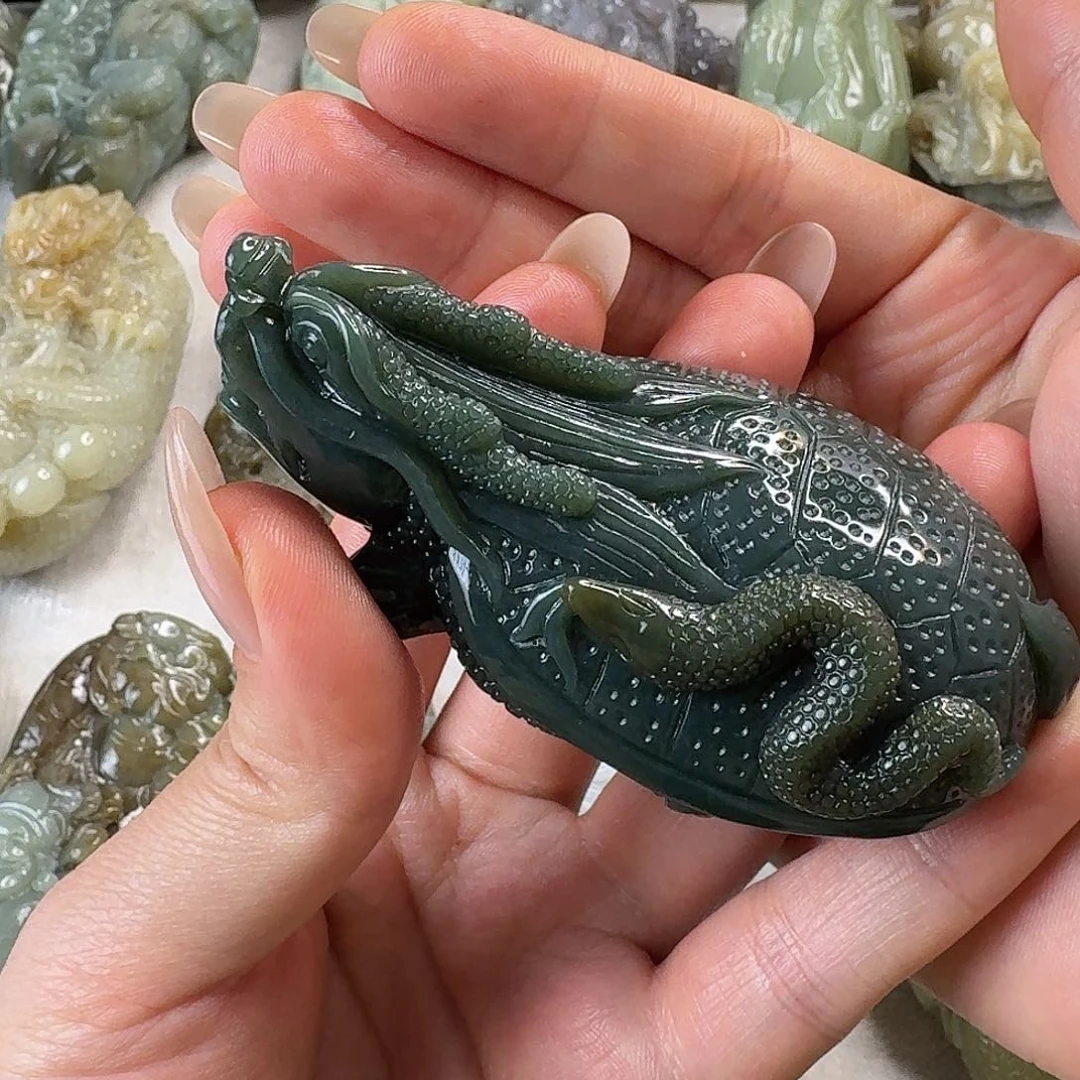 未镶嵌和田玉挂件