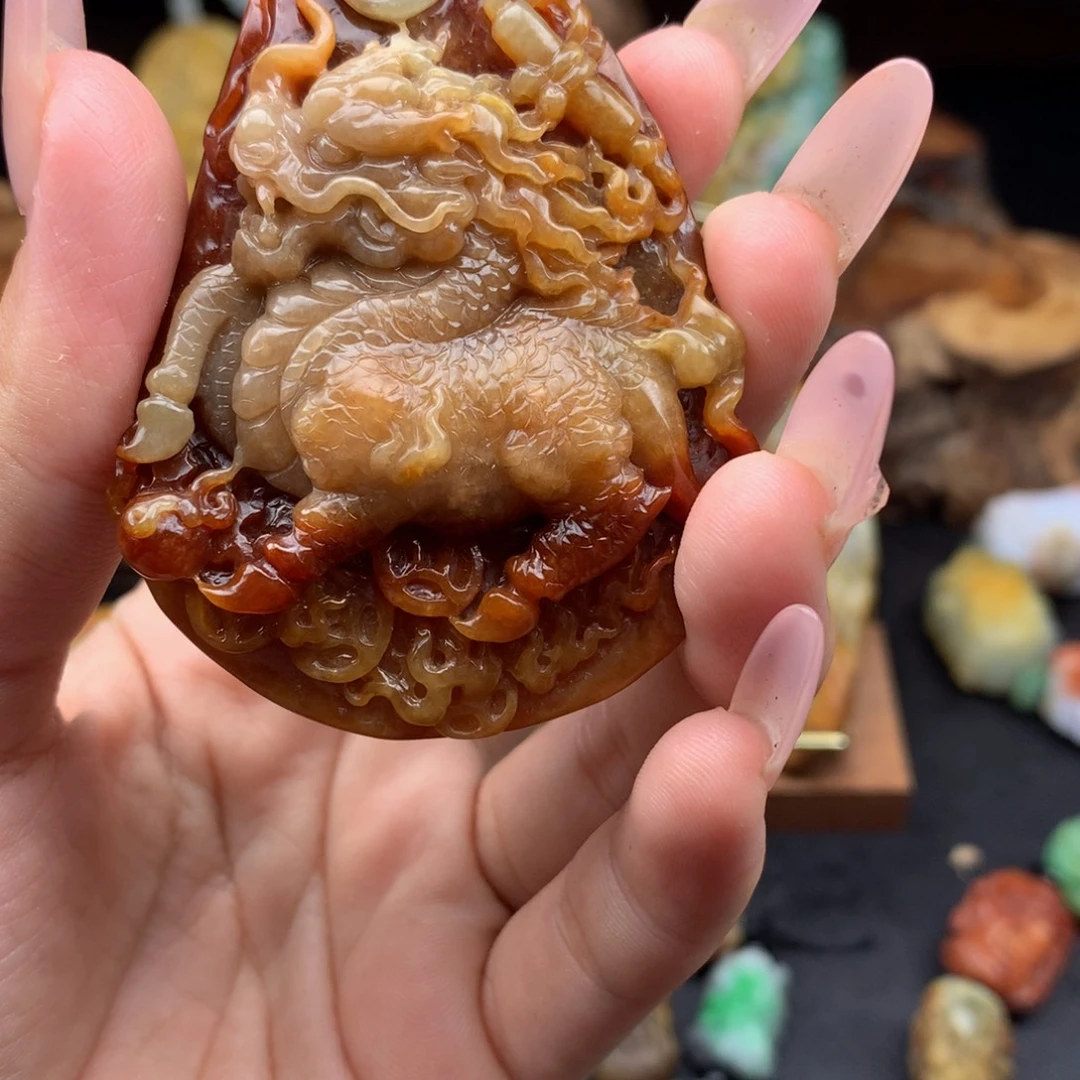 用***3定制翡翠未镶嵌翡翠