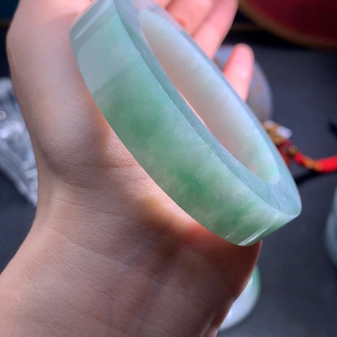 未镶嵌特价大漏定制翡翠