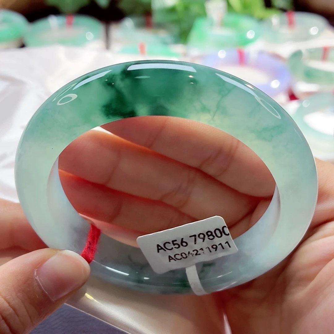 翡翠未镶嵌手镯冰胶果冻底蓝底飘蓝花68-37