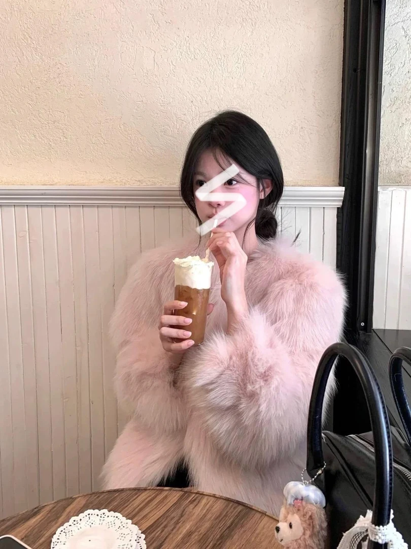 小香风V领宽松百搭短款毛毛外套女