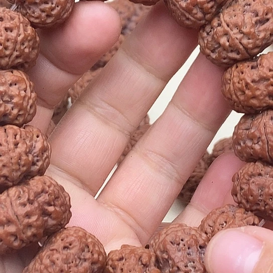 聆***韵吊坠金刚菩提爆肉蜂王大夹板