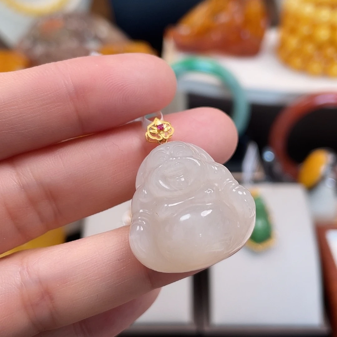 和田玉18K金镶嵌珠宝奇石