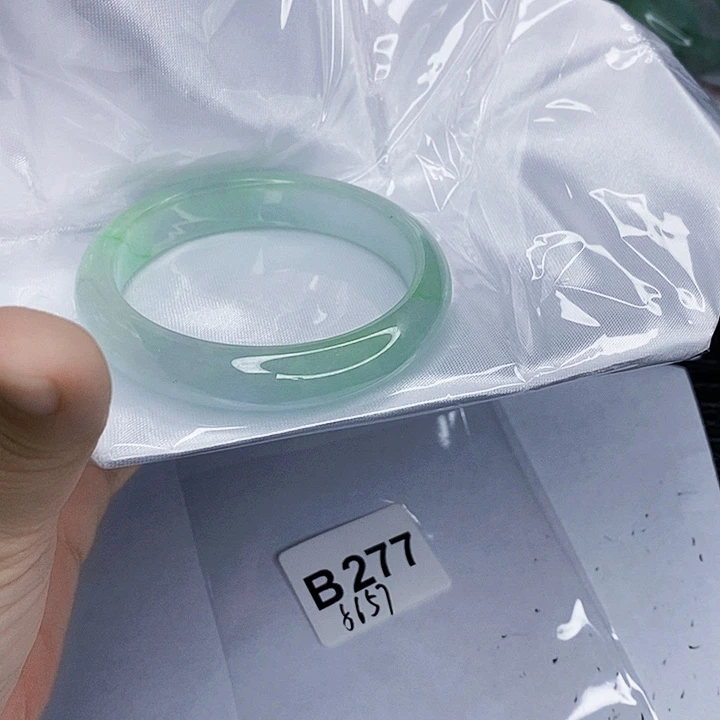 翡翠未镶嵌手镯一图一物实物为准