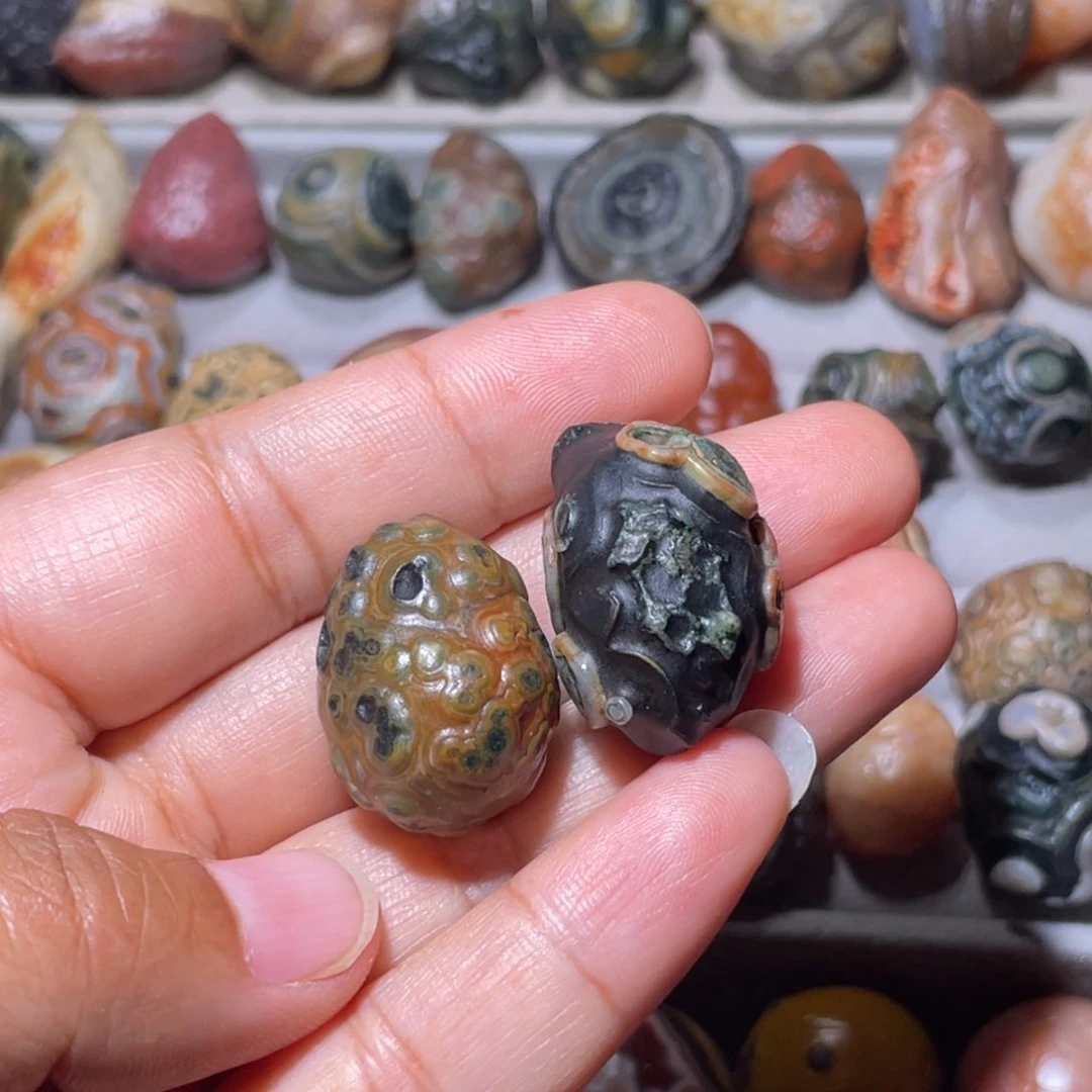 戈壁石戈壁石眼睛石