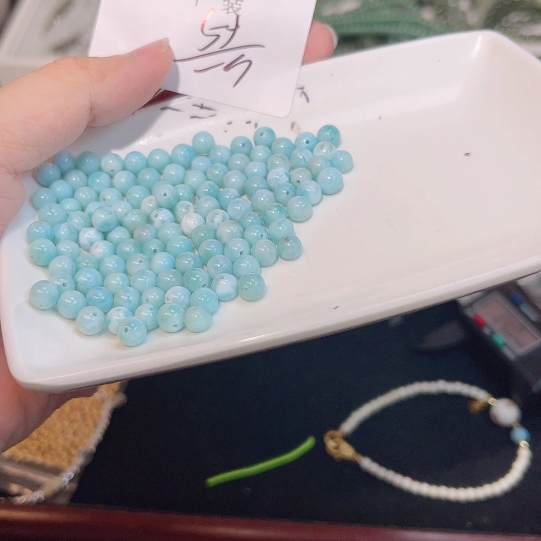 未镶嵌珠宝半成品水晶27 。