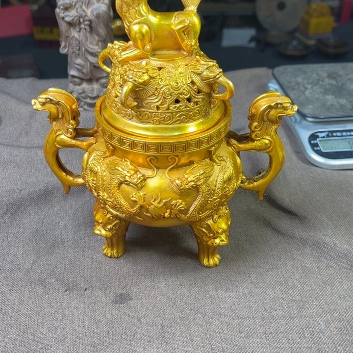 精品摆件工艺品等