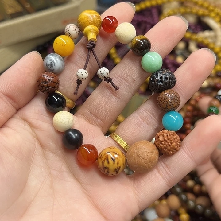 维腊木（绿檀）手串/手链