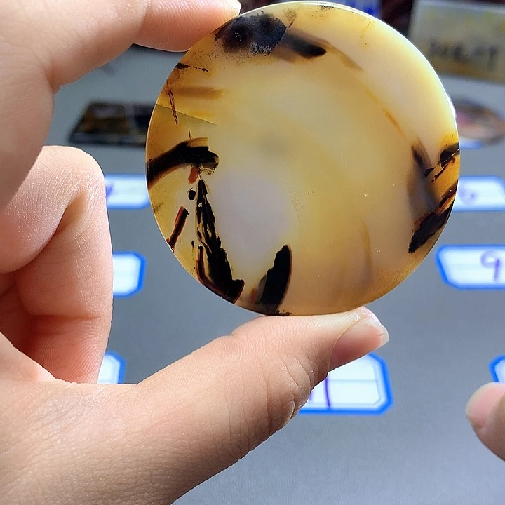 未镶嵌颈饰玛瑙/玉髓