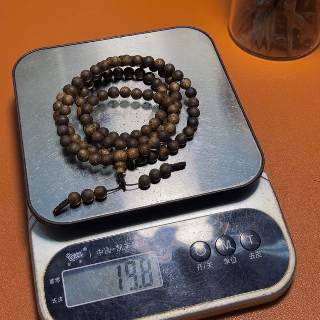 沉香木手串薇**?沉香手串