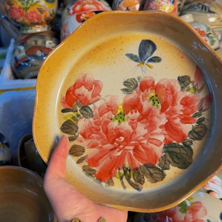 瓷片手工手绘陶瓷细微不一样