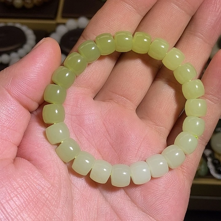 清***风未镶嵌手串和田玉