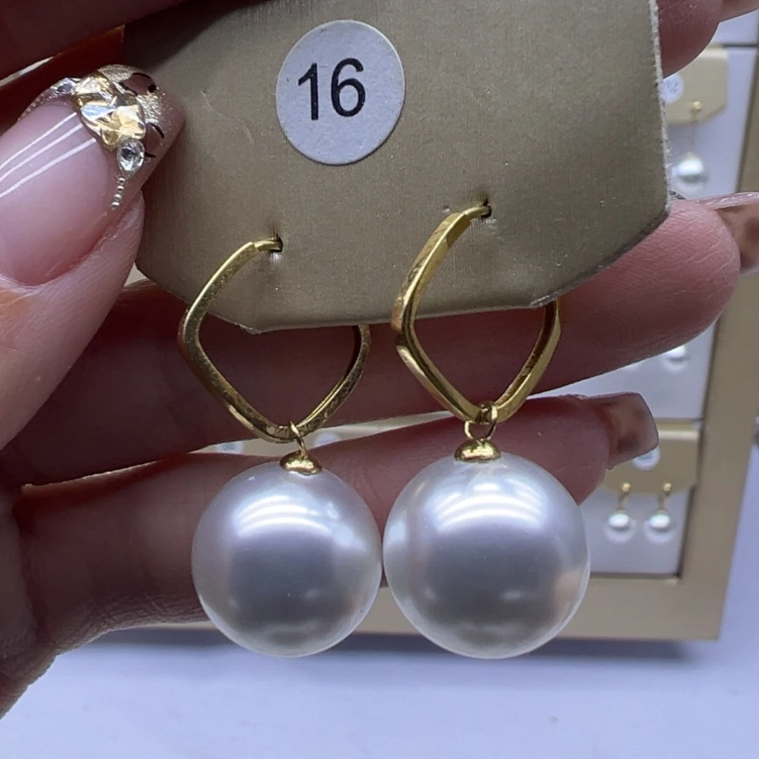 淡水珍珠耳饰18K金镶嵌