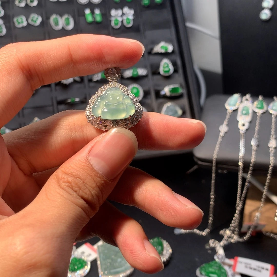 翡翠未镶嵌吊坠(不含链)