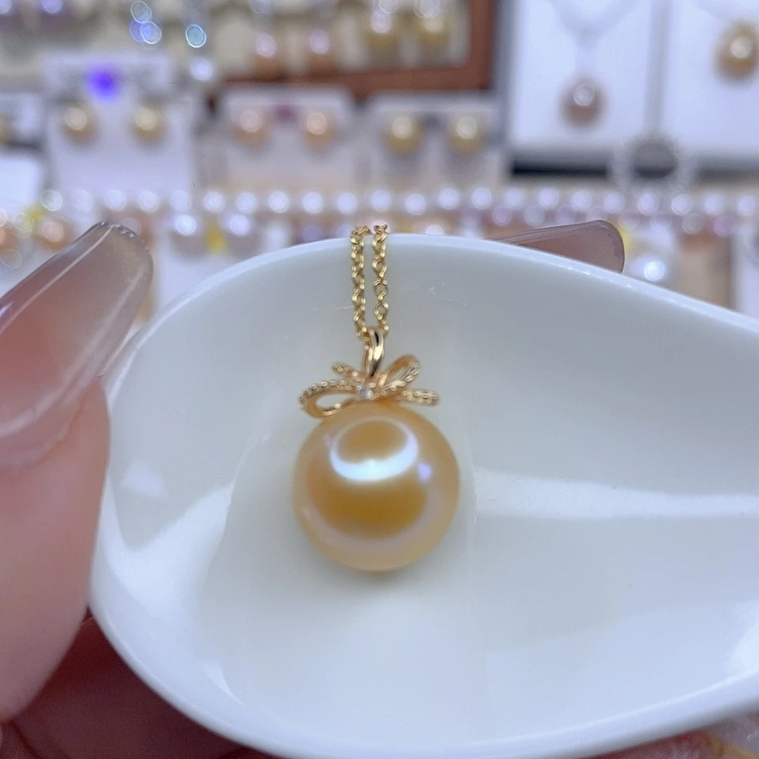 颈饰银S925镶嵌淡水珍珠